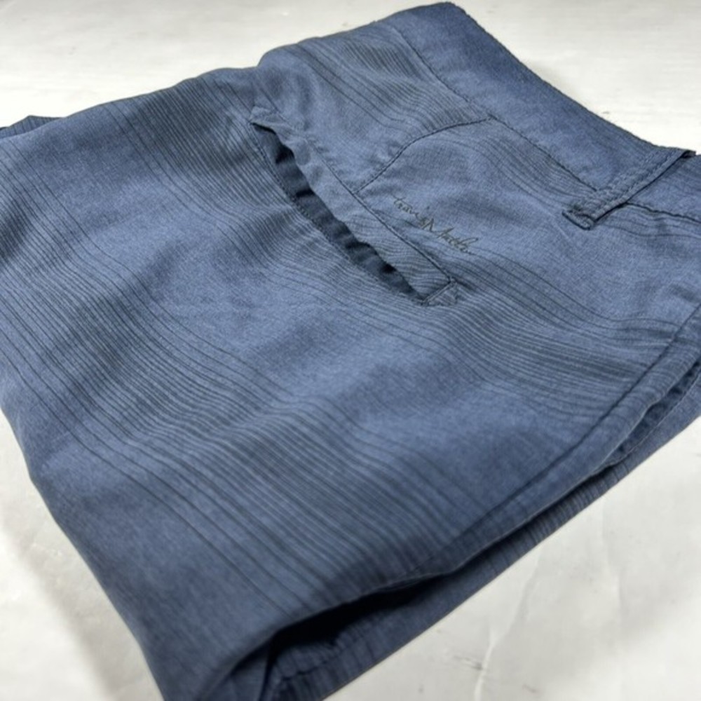 Travis Mathew Men's Blue Striped Stretch Golf Shorts‎ Size 34